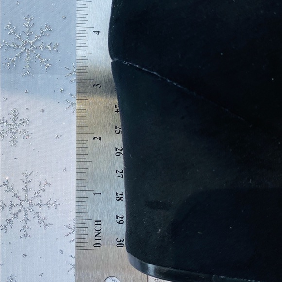 Lexie & Abbie. Black booties size 8.5 - Picture 15 of 15